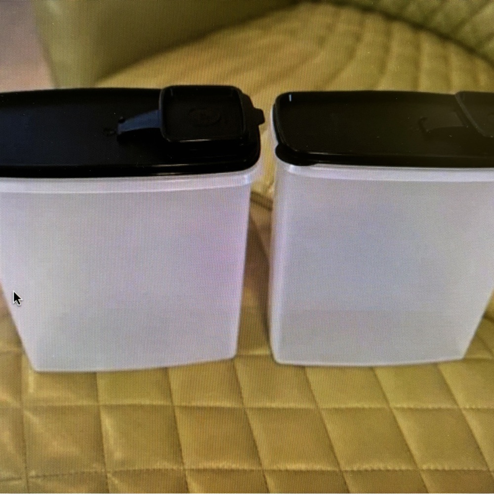 Brand New Tupperware Cereal Keepers -ordered 6  (for grandkids) - Picture 4 of 5